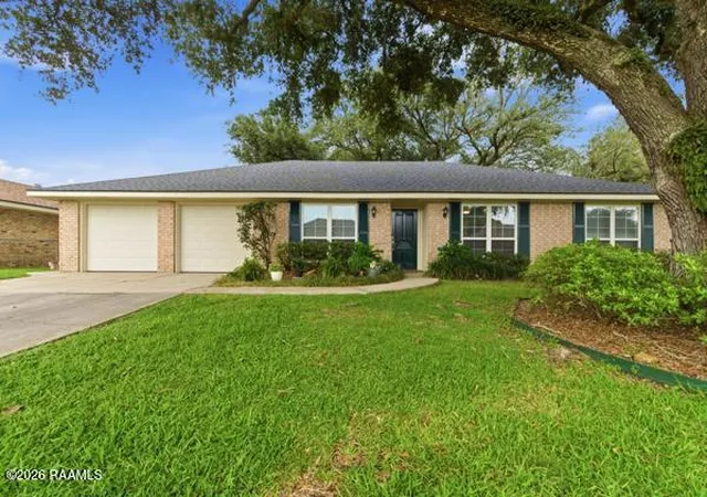 Photo 1 of Single family home for sale at 203 Alyene Dr, Lafayette, LA 70506 | MLS# 2600004981 | Listing updated on 2026-09-16