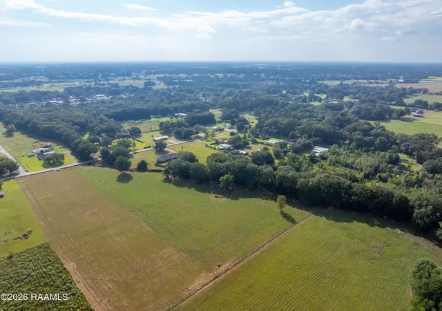4th image of 441 Braquet Rd, Carencro, LA 70520 | MLS# 2500007042