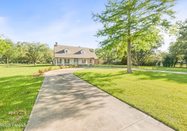 4th image of 1110 Mardi Gras Rd, Carencro, LA 70520 | MLS# 2600000698