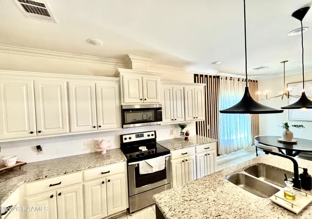 Photo 3 of Single family home for sale at 138 Luxford Way, Carencro, LA 70520 | MLS# 2600002497 | Listing updated on 2026-07-20