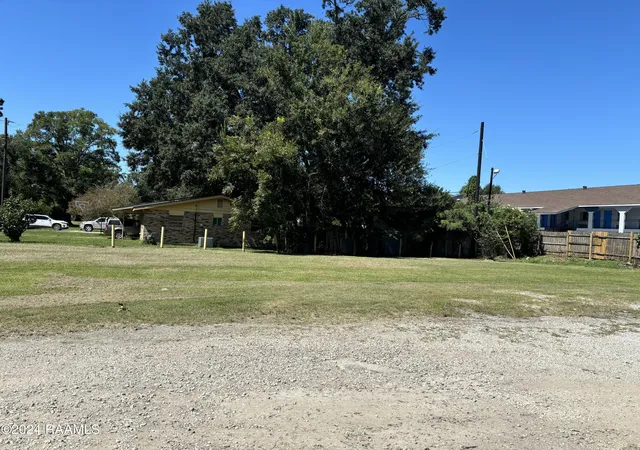 Photo 3 of Land for sale at 219 Chalmette Dr #28, Lafayette, LA 70501 | MLS# 2500004206 | Listing updated on 2025-10-07