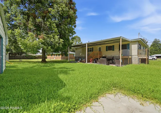 Photo 14 of Single family home for sale at 705 Lillian St, New Iberia, LA 70560 | MLS# 2600007853 | Listing updated on 2026-08-24