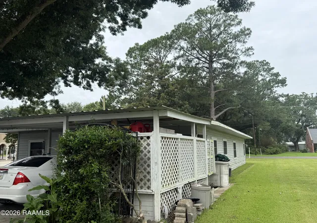 Homes for sale in Eunice, LA | 650 W Walnut Ave, Eunice, LA 70535 | MLS# 2600004856