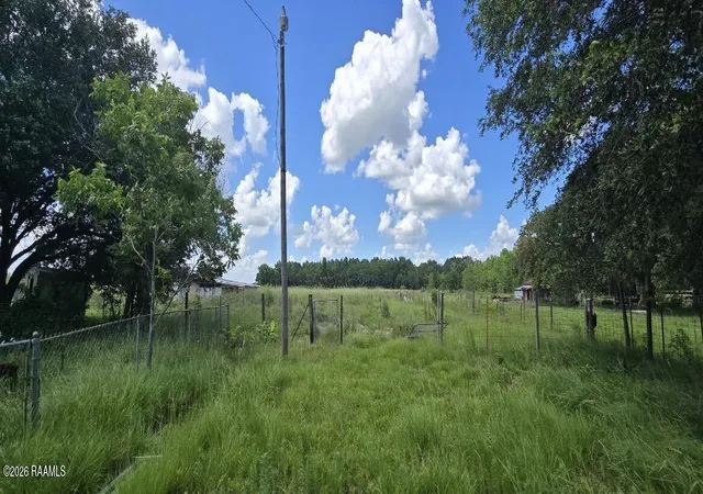 Photo 3 of Single family home for sale at 1937 Prairie Ronde Hwy, Opelousas, LA 70570 | MLS# 2600004942 | Listing updated on 2026-08-18