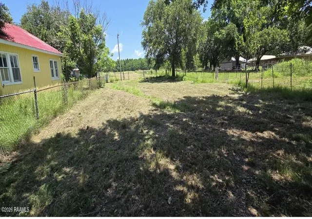 Photo 4 of Single family home for sale at 1937 Prairie Ronde Hwy, Opelousas, LA 70570 | MLS# 2600004942 | Listing updated on 2026-08-18