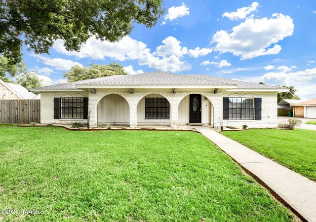 Photo 1 of Single family home for sale at 129 Alyene Dr, Lafayette, LA 70506 | MLS# 2600005172 | Listing updated on 2026-09-14