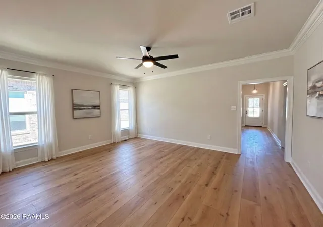 Photo 2 of Single family home for sale at 101 Oak Hvn Dr, Lafayette, LA 70507 | MLS# 2600000065 | Listing updated on 2026-09-01