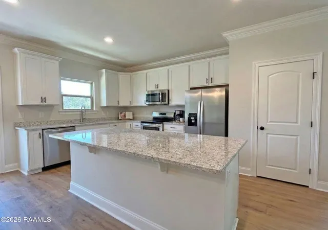 Photo 3 of Single family home for sale at 101 Oak Hvn Dr, Lafayette, LA 70507 | MLS# 2600000065 | Listing updated on 2026-09-01