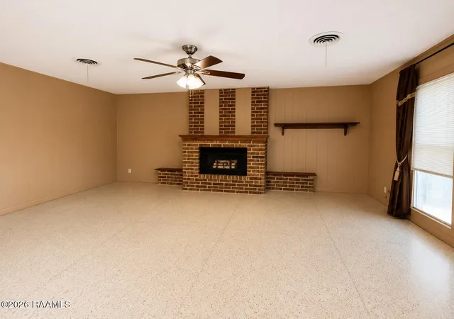 5th image of 8419 E Sand Pit Rd, Abbeville, LA 70510 | MLS# 2600006901