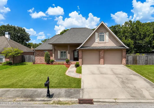 1st image of 614 Southlake Cir, Youngsville, LA 70592 | MLS# 2600006658
