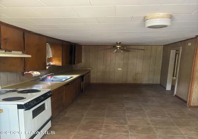 2nd image of 633 3rd St, Mamou, LA 70554 | MLS# 2600006396