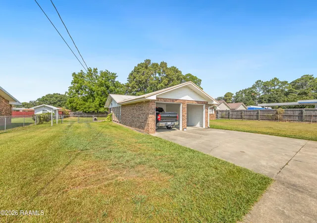 Photo 3 of Single family home for sale at 8709 Louisiana 182, Opelousas, LA 70570 | MLS# 2600007843 | Listing updated on 2026-08-25