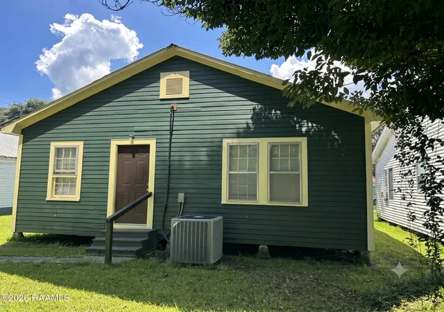 Homes for sale in Ville Platte, LA | 509 N Dupre St, Ville Platte, LA 70586 | MLS# 2600005148