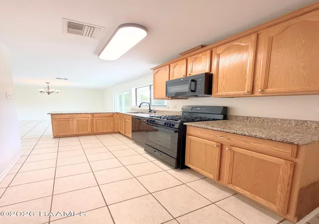 5th image of 208 Castle Row, Lafayette, LA 70506 | MLS# 2600006100
