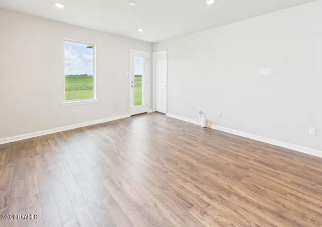 Photo 3 of Single family home for sale at 155 Grazin Ct, Duson, LA 70529 | MLS# 2600004925 | Listing updated on 2026-09-08