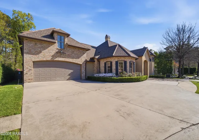 Photo 2 of Single family home for sale at 108 Adair Ln, Lafayette, LA 70508 | MLS# 2600000699 | Listing updated on 2026-09-17