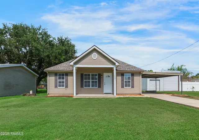 Homes for sale in New Iberia, LA | 133 Alameda St, New Iberia, LA 70563 | MLS# 2600006057