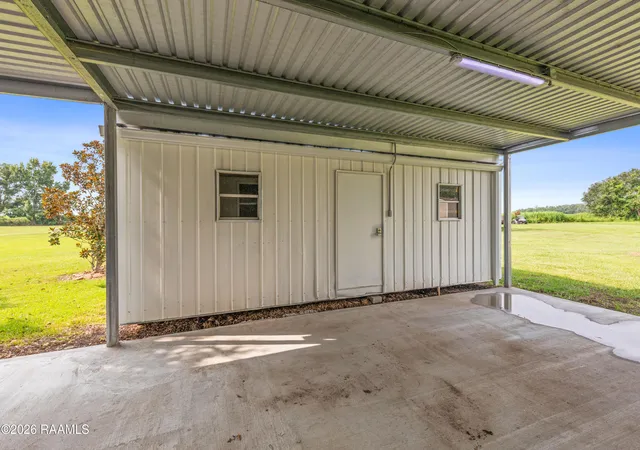 Photo 4 of Sale Pending at 919 Cajun Dr, New Iberia, LA 70563 | MLS# 2600004854 | Listing updated on 2026-09-21