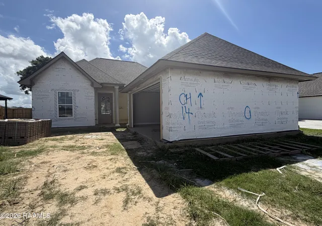 Photo 3 of Sale Pending at 311 Sweet Harvest Rd, Youngsville, LA 70592 | MLS# 2600007924 | Listing updated on 2026-09-23
