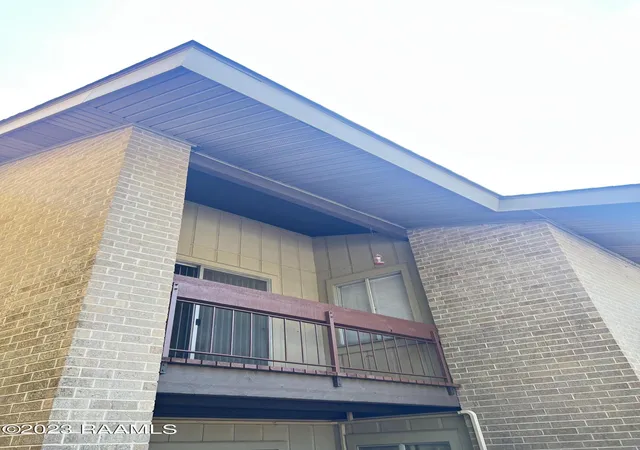 2nd image of 1301 Saint John St #204, Lafayette, LA 70506 | MLS# 2600007291