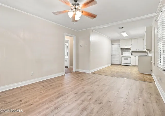 Photo 3 of Sale Pending at 124 W White St, Opelousas, LA 70570 | MLS# 2600007707 | Listing updated on 2026-09-22