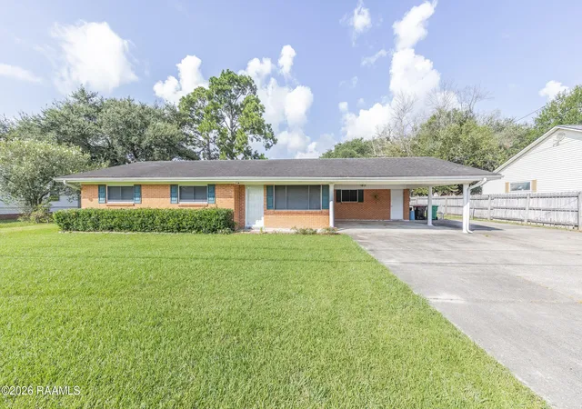 Photo 3 of Single family home for sale at 149 Mimosa Pl, Lafayette, LA 70506 | MLS# 2600007254 | Listing updated on 2026-08-27