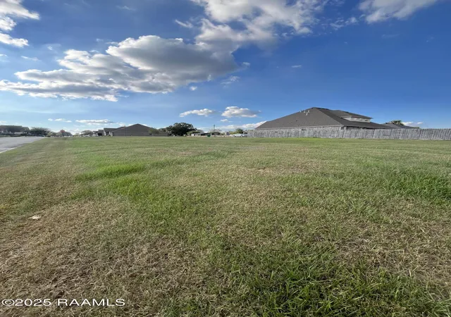 image of 707 Emancipation Blvd, Broussard, LA 70518 | MLS# 2500004791
