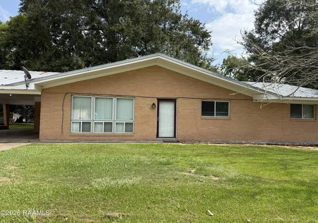 1st image of 1016 School St, Breaux Bridge, LA 70517 | MLS# 2600007244