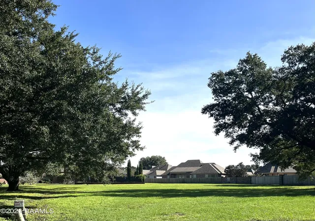 Photo 2 of Land for sale at 22 Shadows Bnd Blvd, New Iberia, LA 70563 | MLS# 2600007383 | Listing updated on 2026-08-11