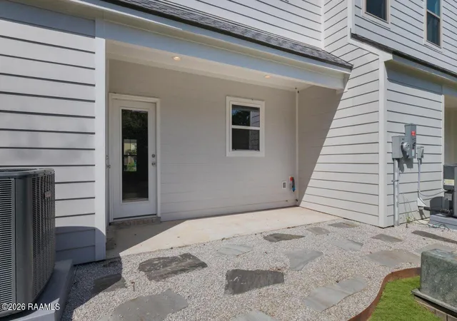 Photo 2 of Townhouse for sale at 188 Emerite Dr, Lafayette, LA 70506 | MLS# 2600000649 | Listing updated on 2026-05-13