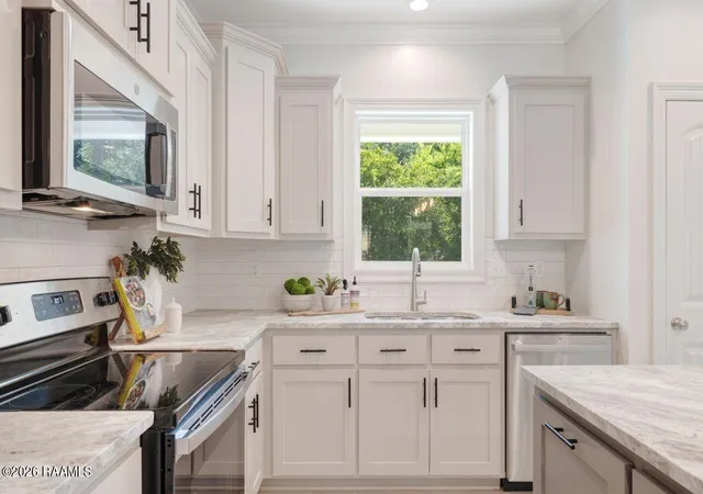 Photo 3 of Townhouse for sale at 188 Emerite Dr, Lafayette, LA 70506 | MLS# 2600000649 | Listing updated on 2026-05-13