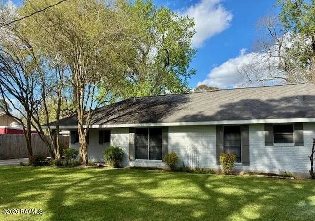 2nd image of 212 Saxon Dr, Lafayette, LA 70508 | MLS# 2600002286