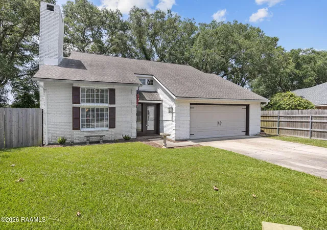 Photo 2 of Single family home for sale at 108 Lamas Cir, Lafayette, LA 70506 | MLS# 2600006710 | Listing updated on 2026-07-21