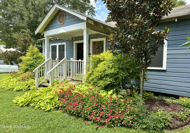 Photo 1 of Single family home for sale at 920 St Patrick St, Lafayette, LA 70506 | MLS# 2500002163 | Listing updated on 2026-09-01