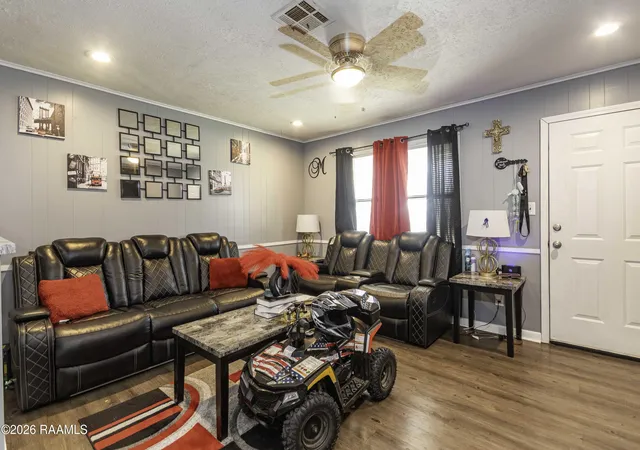 Photo 2 of Single family home for sale at 1704 N 3rd Street, Gueydan, LA 70542 | MLS# 2600007699 | Listing updated on 2026-09-10