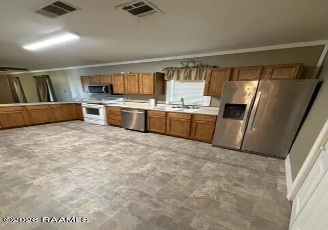 Homes for sale in Jeanerette, LA | 287 Inez Dr, Jeanerette, LA 70544 | MLS# 2600005944