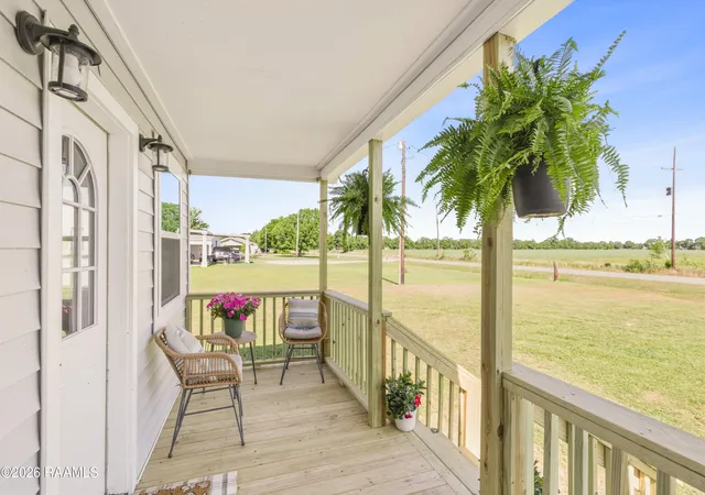 Homes for sale in Kaplan, LA | 516 Cheneau Rd, Kaplan, LA 70548 | MLS# 2600003967