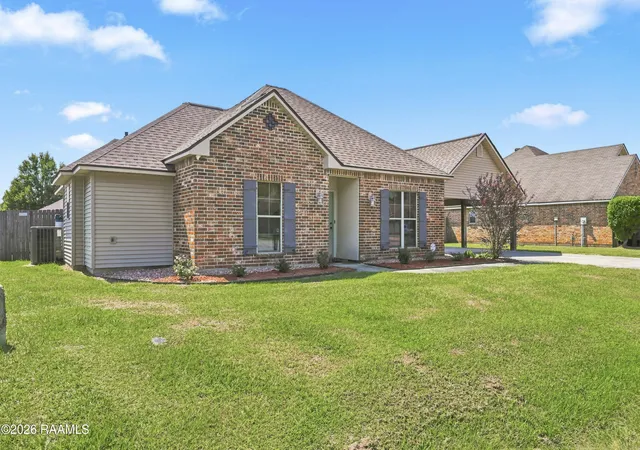 Photo 2 of Single family home for sale at 202 Landsdowne Wy, Carencro, LA 70520 | MLS# 2600008077 | Listing updated on 2026-08-28