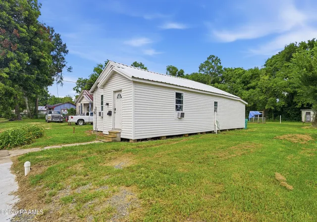 Homes for sale in Opelousas, LA | 808 N Market St, Opelousas, LA 70570 | MLS# 2600006236