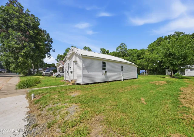 Homes for sale in Opelousas, LA | 808 N Market St, Opelousas, LA 70570 | MLS# 2600006236