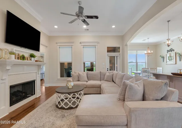 Photo 4 of Single family home for sale at 617 Easy Rock Landing Dr, Broussard, LA 70518 | MLS# 2600007641 | Listing updated on 2026-09-14
