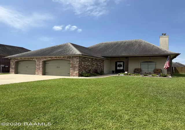 Homes for sale in Lafayette, LA | 106 Hazy River Wy, Lafayette, LA 70508 | MLS# 2600006263