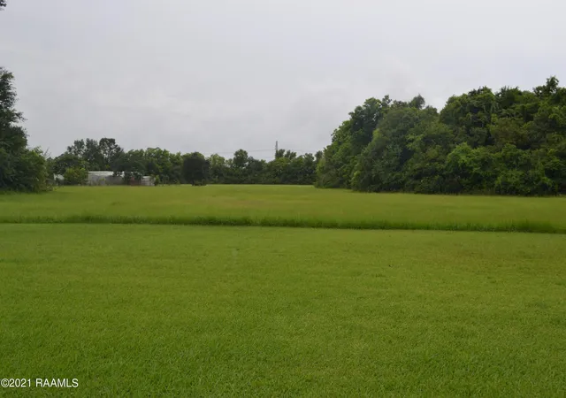 Photo 1 of Land for sale at Tbd Iberia St, New Iberia, LA 70560 | MLS# 21006391 | Listing updated on 2025-10-15