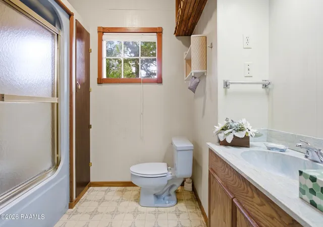 4th image of 310 E Dupre St, Washington, LA 70589 | MLS# 2600004824