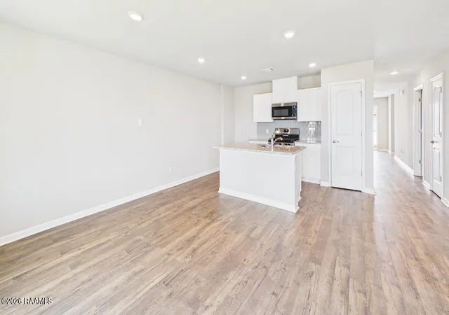 Photo 3 of Single family home for sale at 203 Red Pine Dr, Lafayette, LA 70501 | MLS# 2600006445 | Listing updated on 2026-07-30