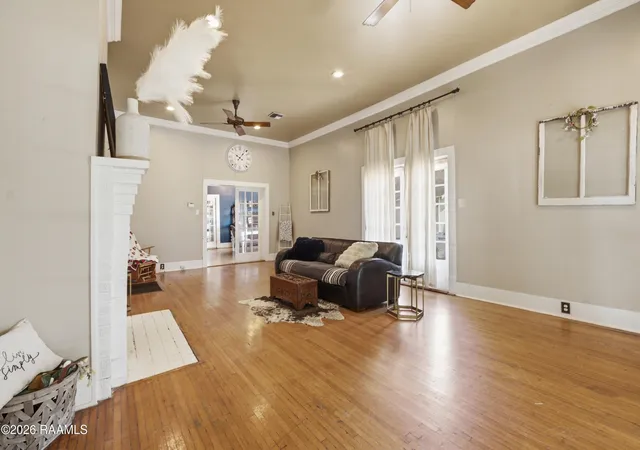 Photo 3 of Single family home for sale at 403 E 8th Street, Crowley, LA 70526 | MLS# 2600005581 | Listing updated on 2026-08-12