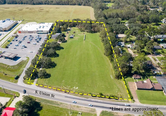 Photo 1 of Land for sale at 2302 S Union St, Opelousas, LA 70570 | MLS# 23006636 | Listing updated on 2026-03-31