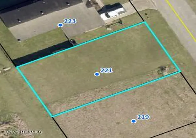 Photo 1 of Land for sale at 221 Laurelwood Dr, Lafayette, LA 70501 | MLS# 2600001187 | Listing updated on 2026-02-19