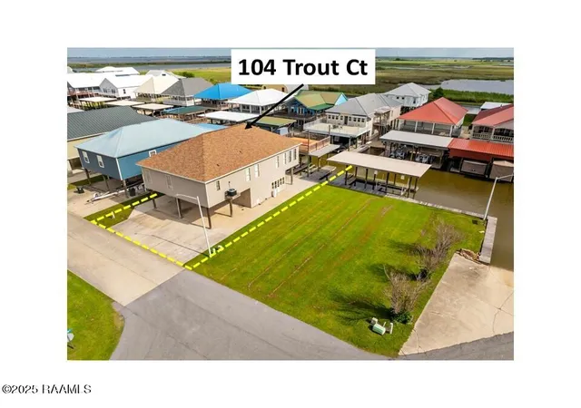 Photo 1 of Single family home for sale at 104 Trout Ct, Dulac, LA 70353 | MLS# 2600002449 | Listing updated on 2026-07-16