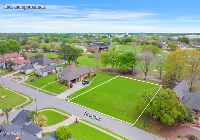 2nd image of 204 Sawgrass Ln, Broussard, LA 70518 | MLS# 2600003296